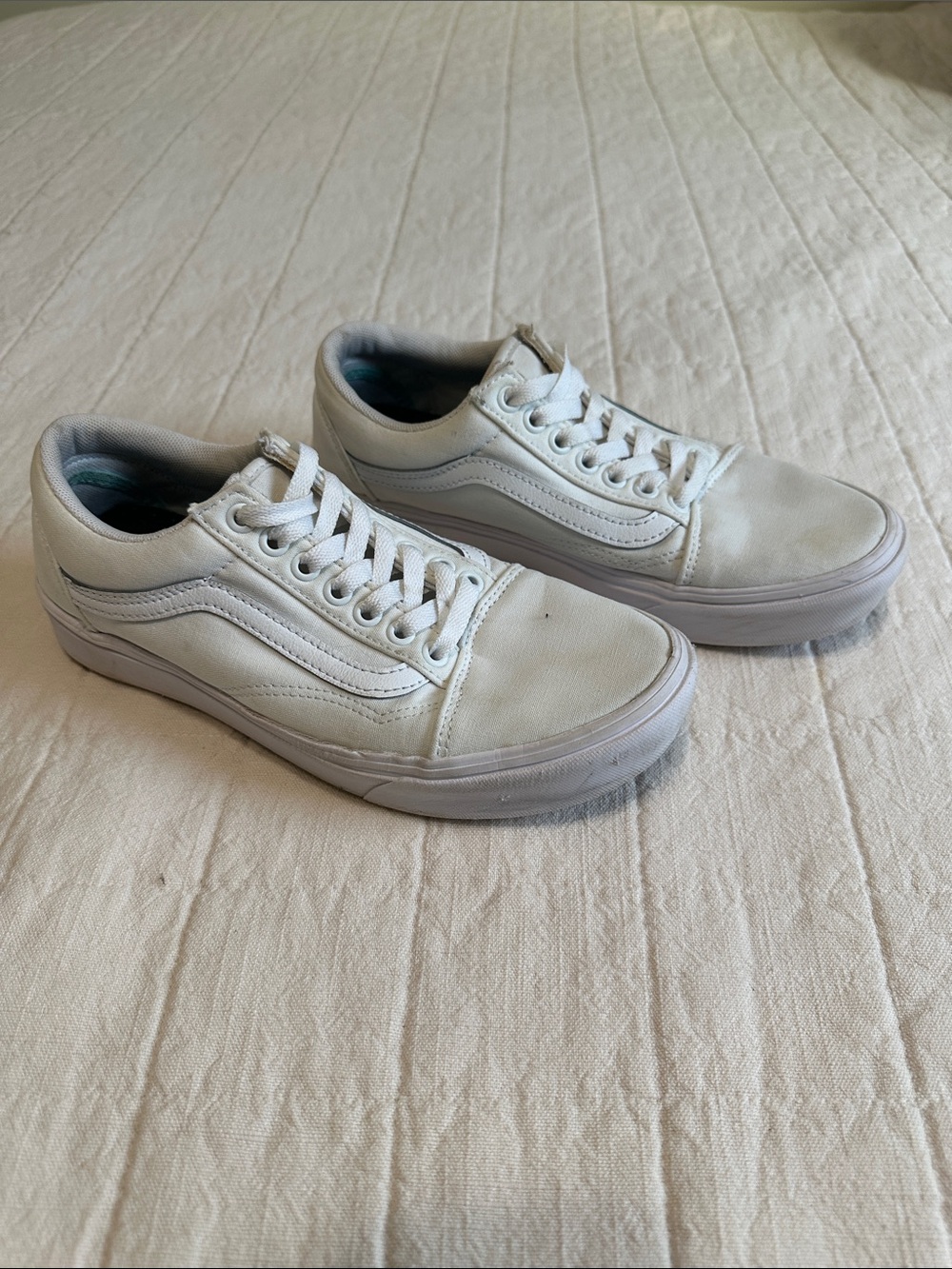 White Vans Comfy Cush